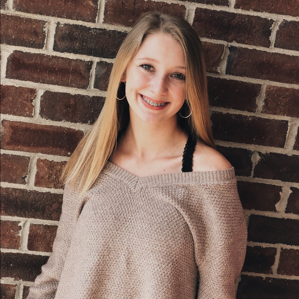 Meet your Posher, Emily